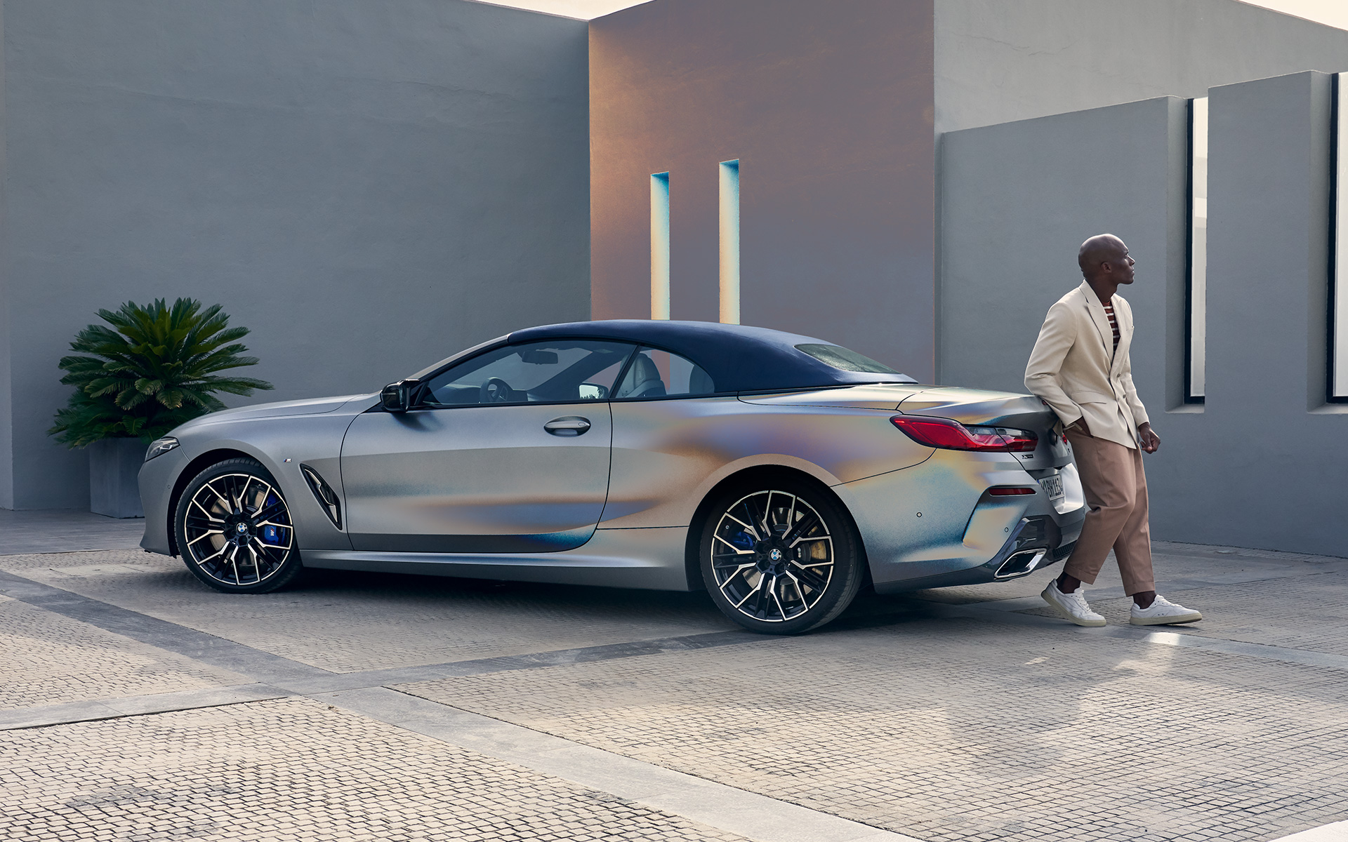 BMW M850i xDrive Cabriolet, BMW Individual Gri Frozen Pure
