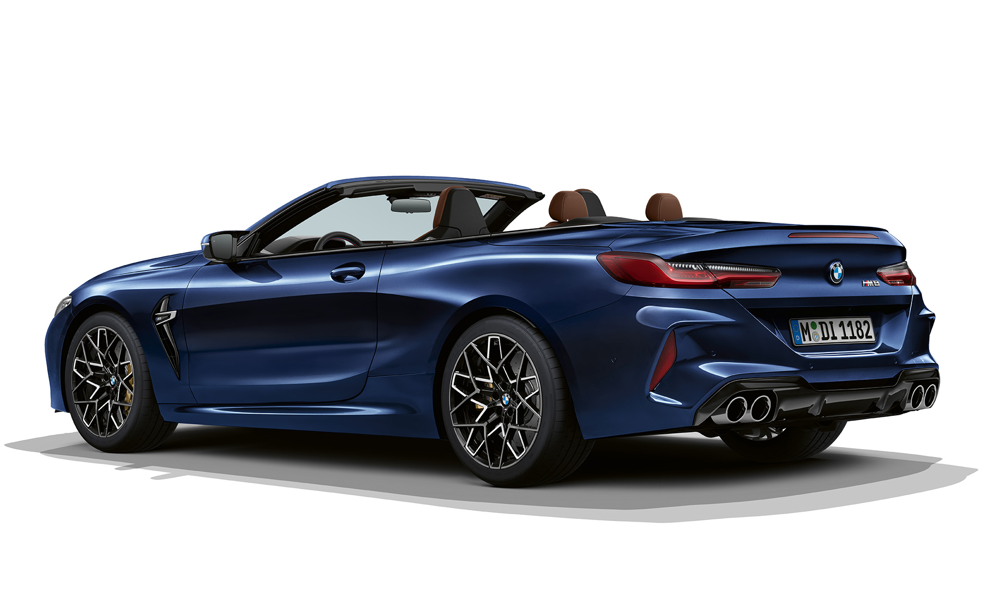 BMW M8 Cabriolet, BMW Individual Albastru Tanzanite