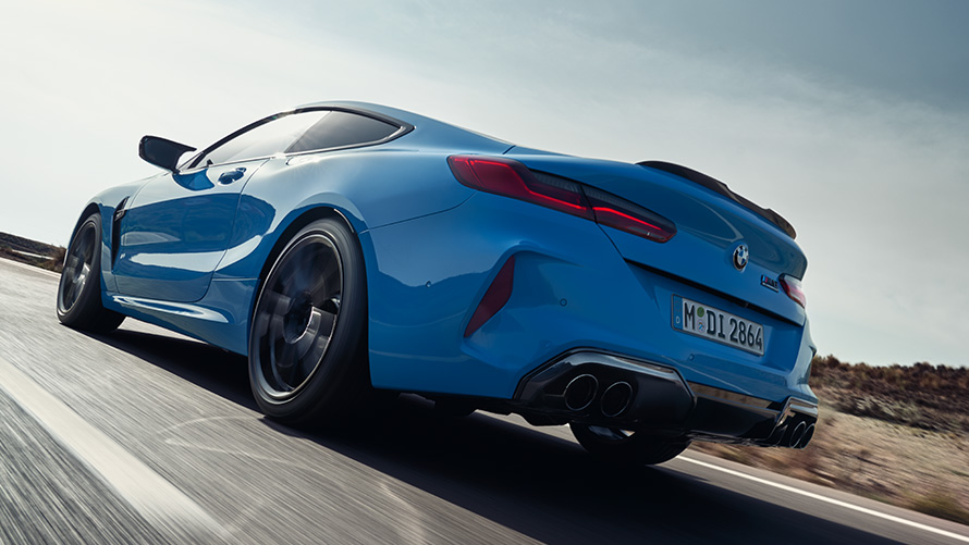 Noul BMW M8 Competition Coupé, Albastru Daytona Beach