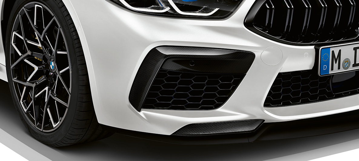 Splitter frontal din fibră de carbon, pachet exterior M Carbon, BMW M8 Competition Gran Coupé BMW M8 Competition Gran Coupé, BMW Individual Alb Frozen Brilliant, pachet exterior M Carbon, splitter frontal din fibră de carbon