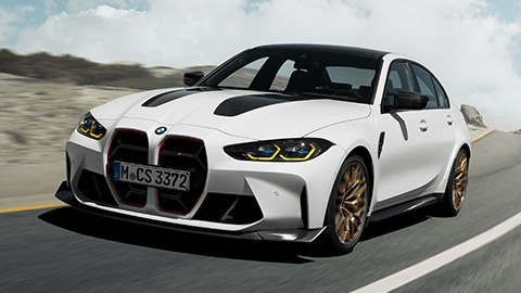 Imagine din partea frontală a BMW M BMW M3 G80, rulând pe stradă