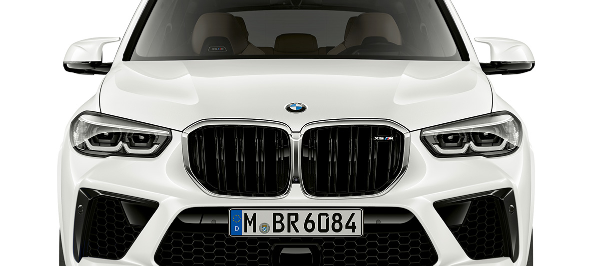 BMW X5 M Grila frontală dublă M a BMW X5 M 2020 SUV