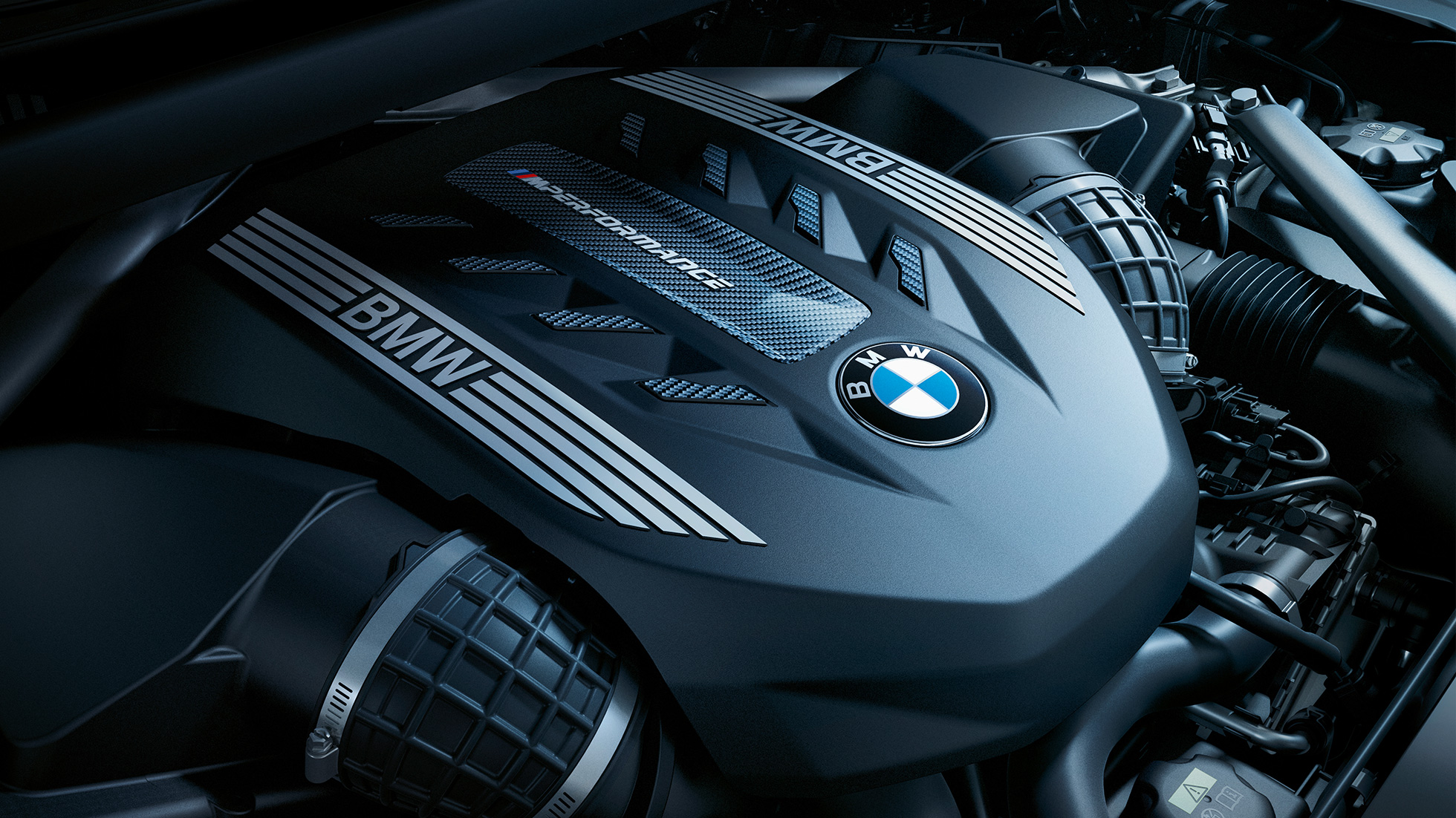 Motoarele BMW X6 M50i şi M50d Motoarele M TwinPower Turbo ale BMW X6 M50i şi M50d, G06