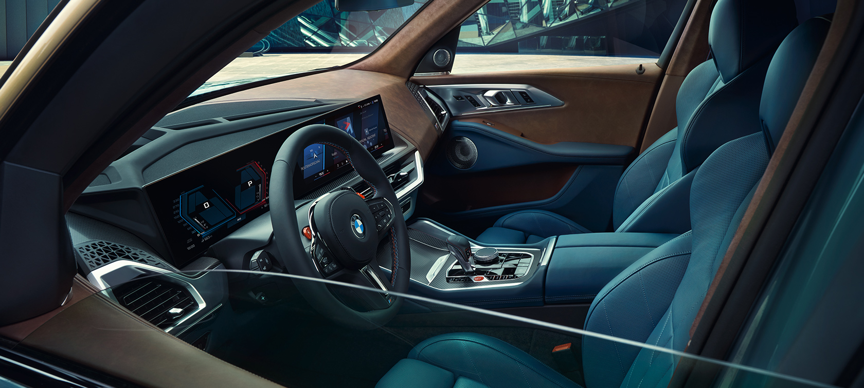 BMW XM G09 habitaclu şi tehnologii BMW XM G09 habitaclu şi tehnologii