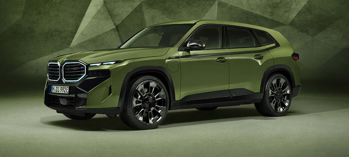 BMW XM, BMW Individual Verde Urban solid BMW XM în BMW Individual Verde Urban solid