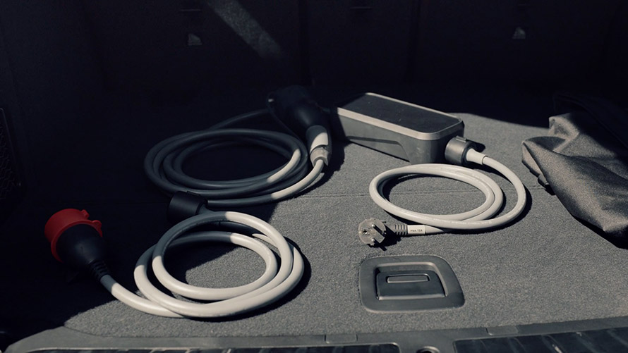 Video cu BMW iX3 G08 2021 Flexible Fast Charger