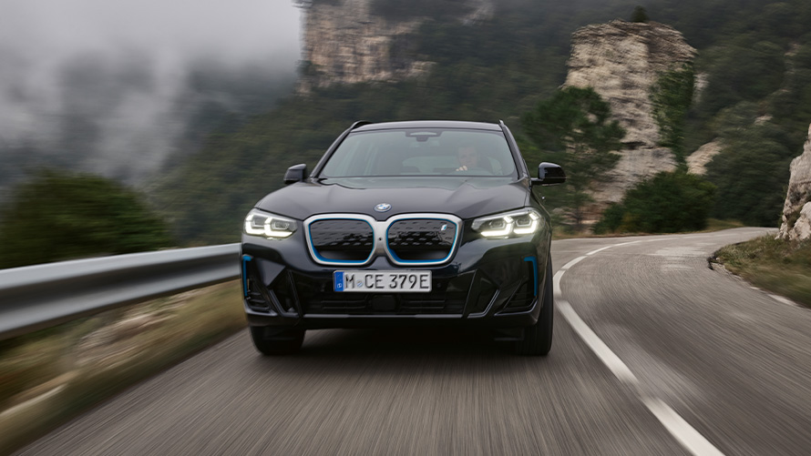 BMW iX3 G08 2021 Negru Carbon M imagine din partea frontală