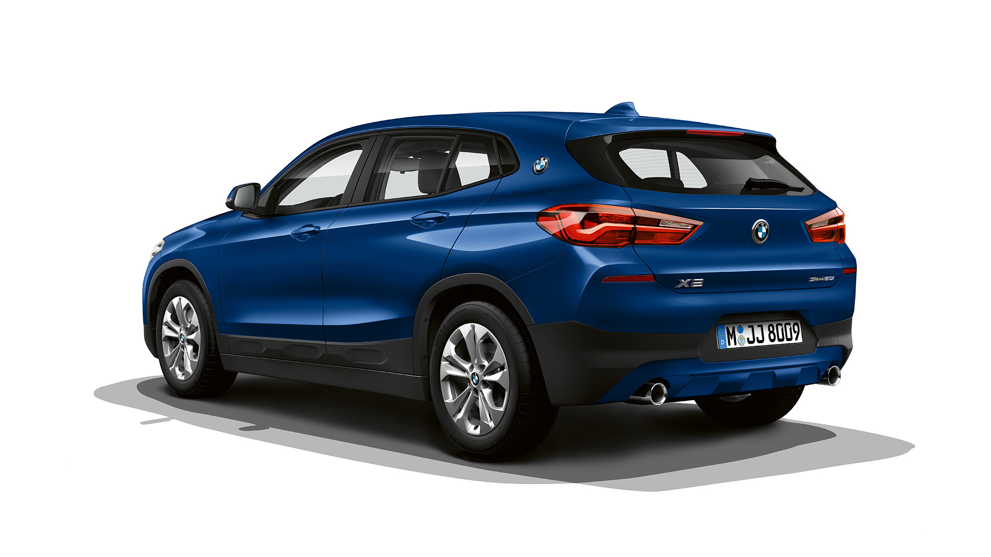 Imagine cu trei sferturi din partea spate a BMW X2 sDrive20i, model Advantage Imagine cu trei sferturi din partea spate a BMW X2 sDrive20i, F39, 2018, în Albastru Mediterranean, model Advantage