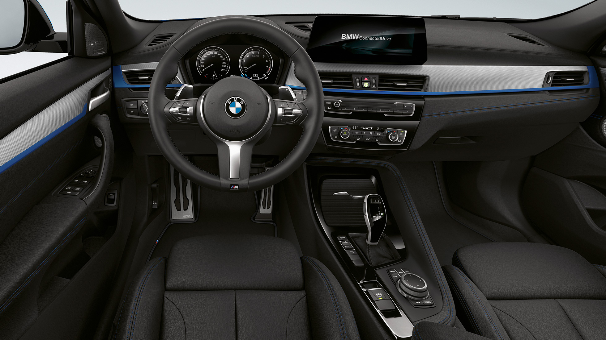 Habitaclul BMW X2 sDrive20i, cu pachet M Sport Imagine cu habitaclul BMW X2 sDrive20i, F39, 2018, cu pachet M Sport