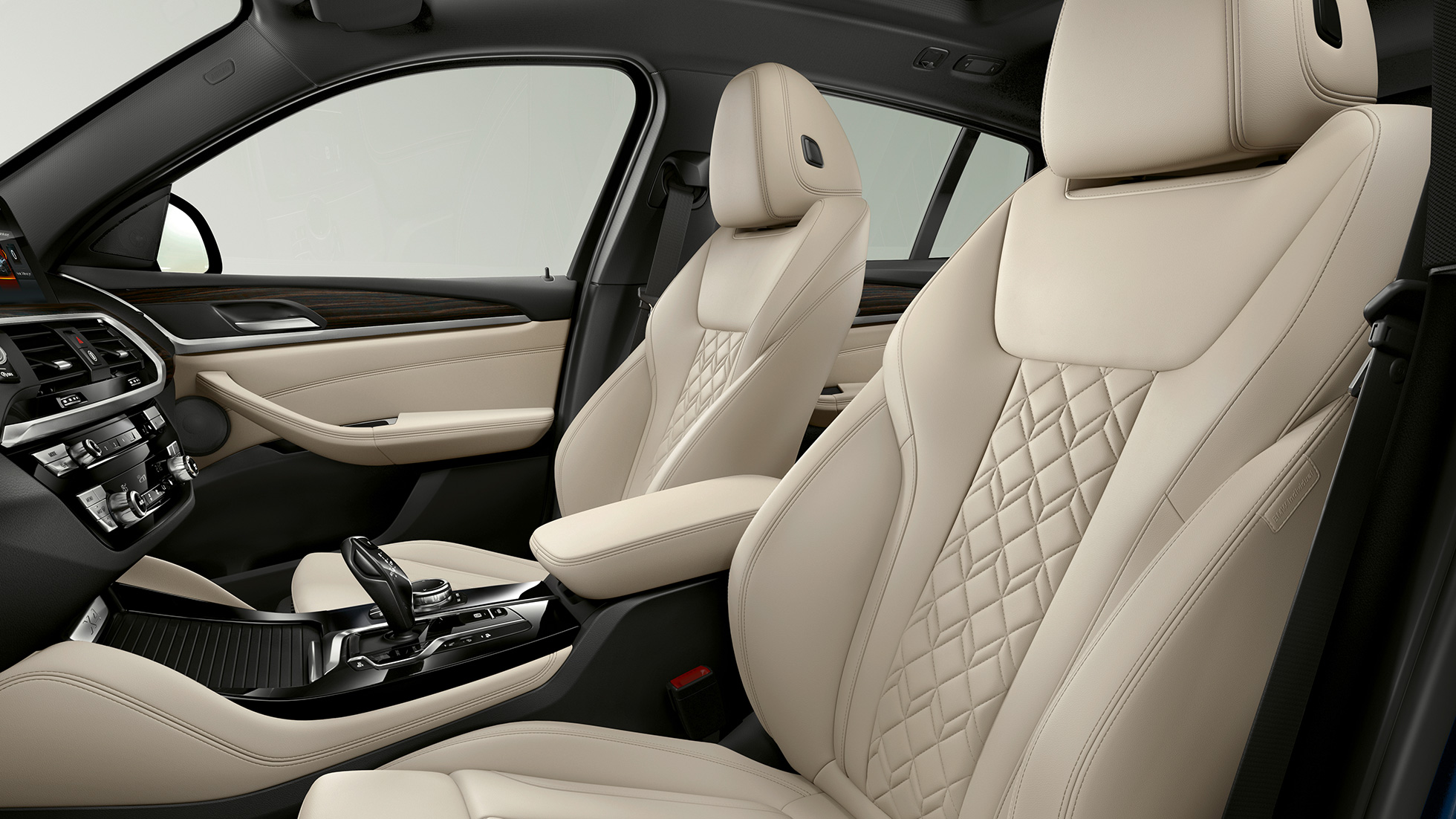 Tapiţeria BMW X4, model xLine Imagine din interior cu tapiţeria BMW X4 xDrive20d, model xLine, G02, 2018