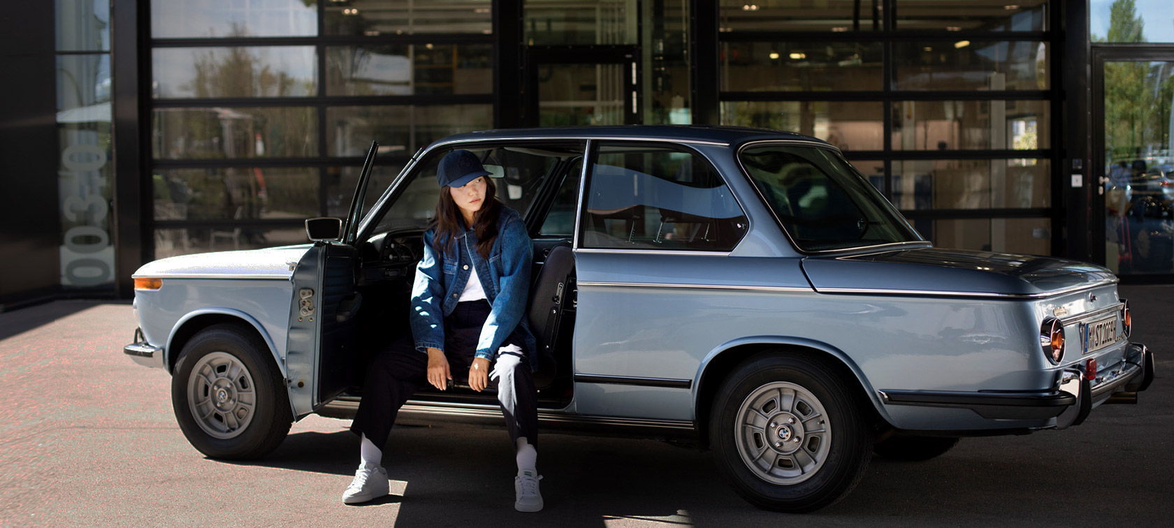 BMW Lifestyle Lookbook 2023 Prezentarea produsului BMW Lifestyle Lookbook Prezentarea produsului