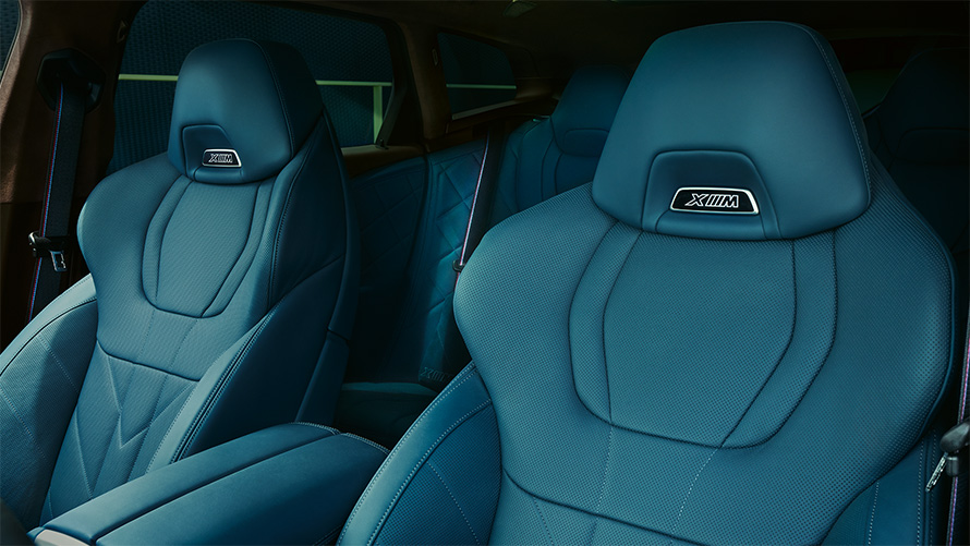 BMW XM piele Merino BMW Individual şi conţinut exclusivist | Deep Lagoon