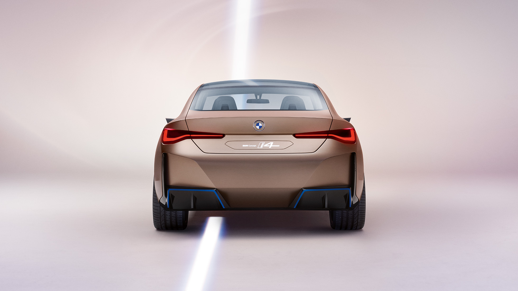 Exteriorul 2 al BMW Concept i4, 2020, G26 Designul exterior 2 al BMW Concept i4, 2020, G26, noul BMW Gran Coupé integral electric
