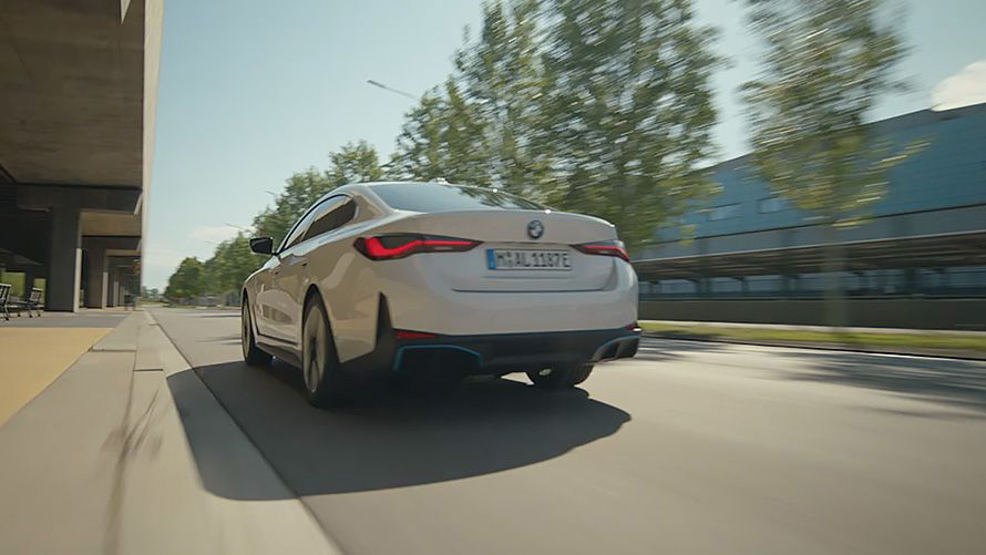 Automobile electrice BMW BMW i4 Performanţă electrizantă la volan Automobile electrice BMW BMW i4 Performanţă electrizantă la volan