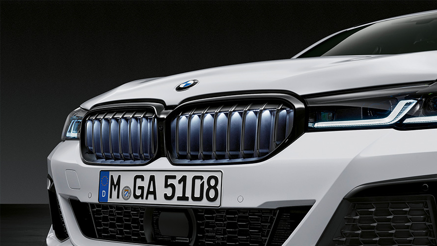 Grilă frontală M Performance Iconic Glow Accesorii BMW pentru toamnă şi iarnă, grilă frontală M Performance Iconic Glow