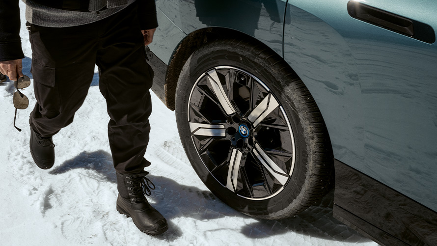 Service BMW pentru jante şi anvelope Service BMW pentru jante şi anvelope