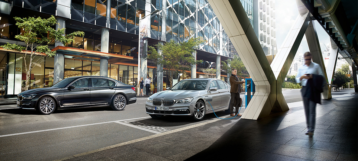 Noul BMW Seria 7, lux modern redefinit prin inovaţii fără precedent Noul BMW Seria 7, lux modern redefinit prin inovaţii fără precedent
