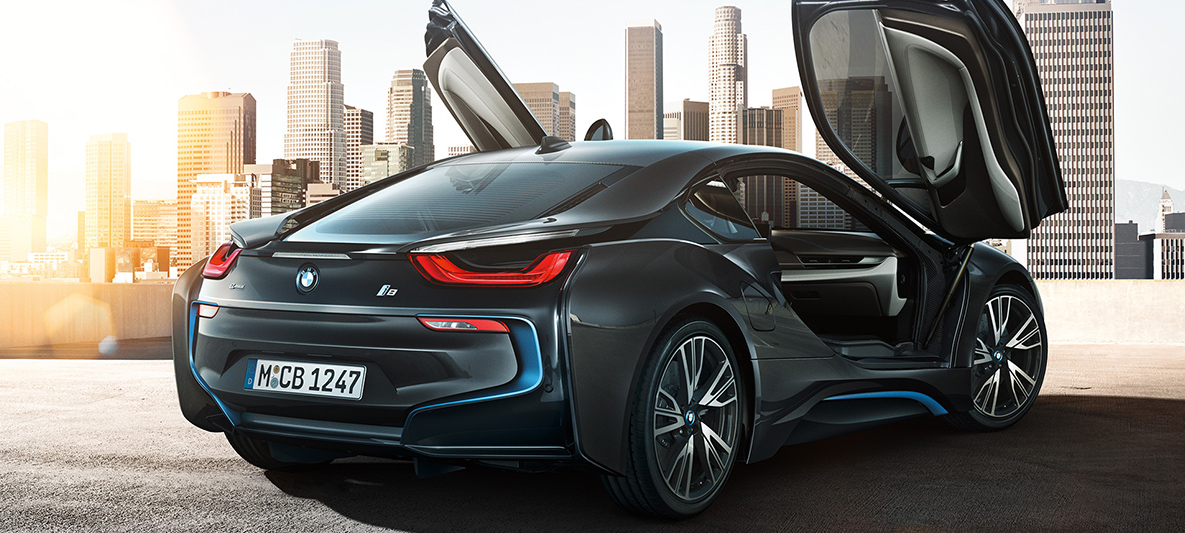 Primul hotel de cinci stele din lume care va avea un BMW i8 - The Peninsula Shanghai Primul hotel de cinci stele din lume care va avea un BMW i8 - The Peninsula Shanghai