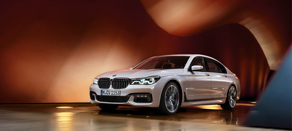 Ediţie specială aniversară "BMW Individual Seria 7 THE NEXT 100 YEARS" dedicată centenarului mărcii Ediţie specială aniversară "BMW Individual Seria 7 THE NEXT 100 YEARS" dedicată centenarului mărcii
