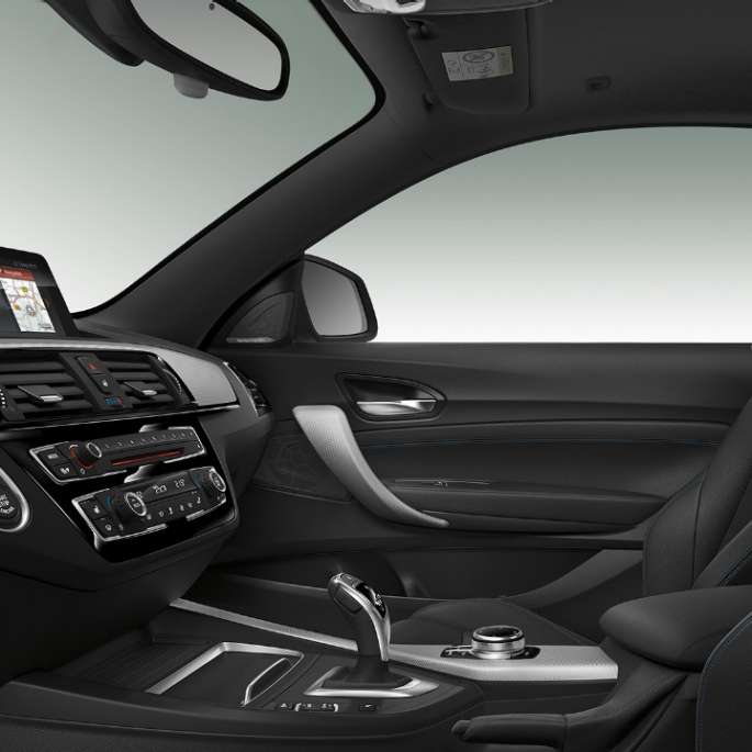 Interiorul BMW Seria 2 Coupé, Model M Sport Interiorul BMW Seria 2 Coupé, Model M Sport