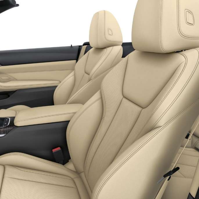 Imagine din interior cu habitaclul modelului de bază BMW Seria 4 Cabriolet G23 2020