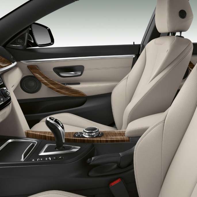 Interiorul BMW Seria 4 Gran Coupé, Model Luxury Line Interiorul BMW Seria 4 Gran Coupé, Model Luxury Line