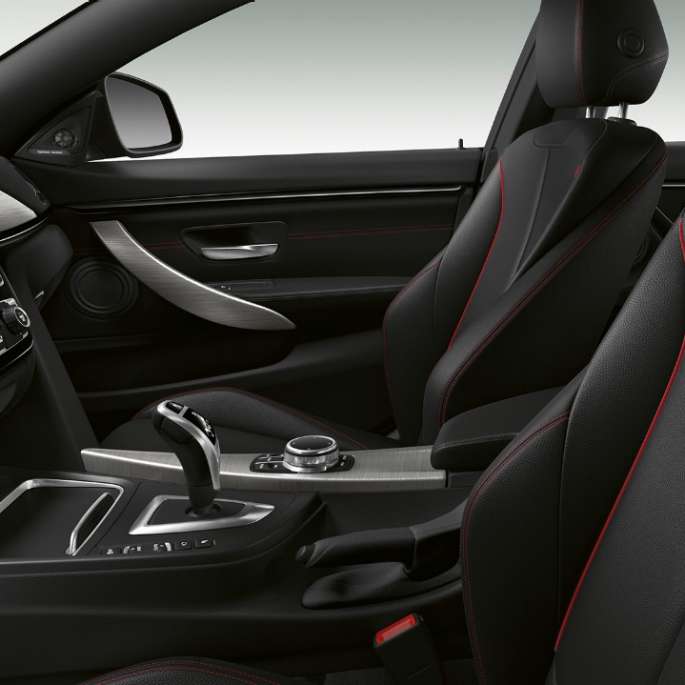 Interiorul BMW Seria 4 Gran Coupé, Model Sport Line Interiorul BMW Seria 4 Gran Coupé, Model Sport Line