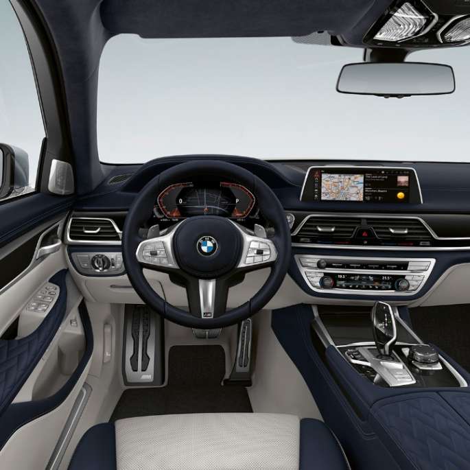 Interiorul BMW Seria 7 Sedan cu pachet M Sport Interiorul BMW Seria 7 Sedan cu pachet M Sport