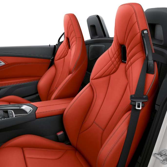 BMW Z4 Roadster model Sport Line Scaunele faţă ale BMW Z4 Roadster model Sport Line